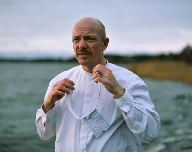 kymmenen-kohtausta-kirkosta-koko-pk